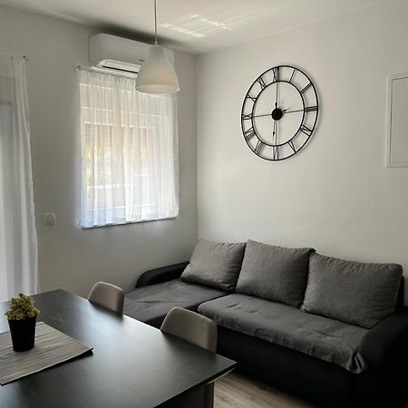 Apartments Dobrenic Vodice Extérieur photo