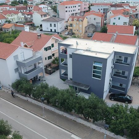Apartments Dobrenic Vodice Extérieur photo