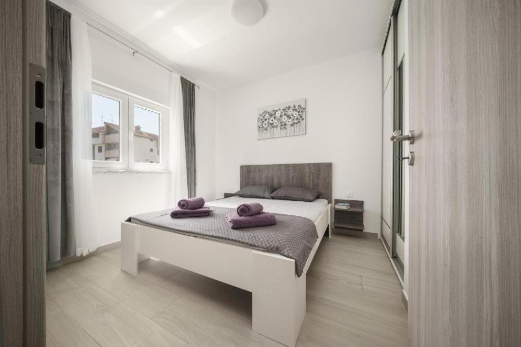 Apartments Dobrenic Vodice Extérieur photo