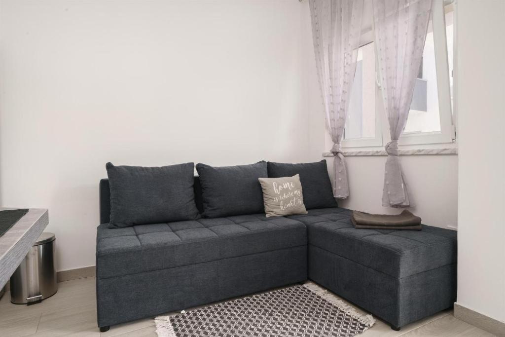 Apartments Dobrenic Vodice Extérieur photo