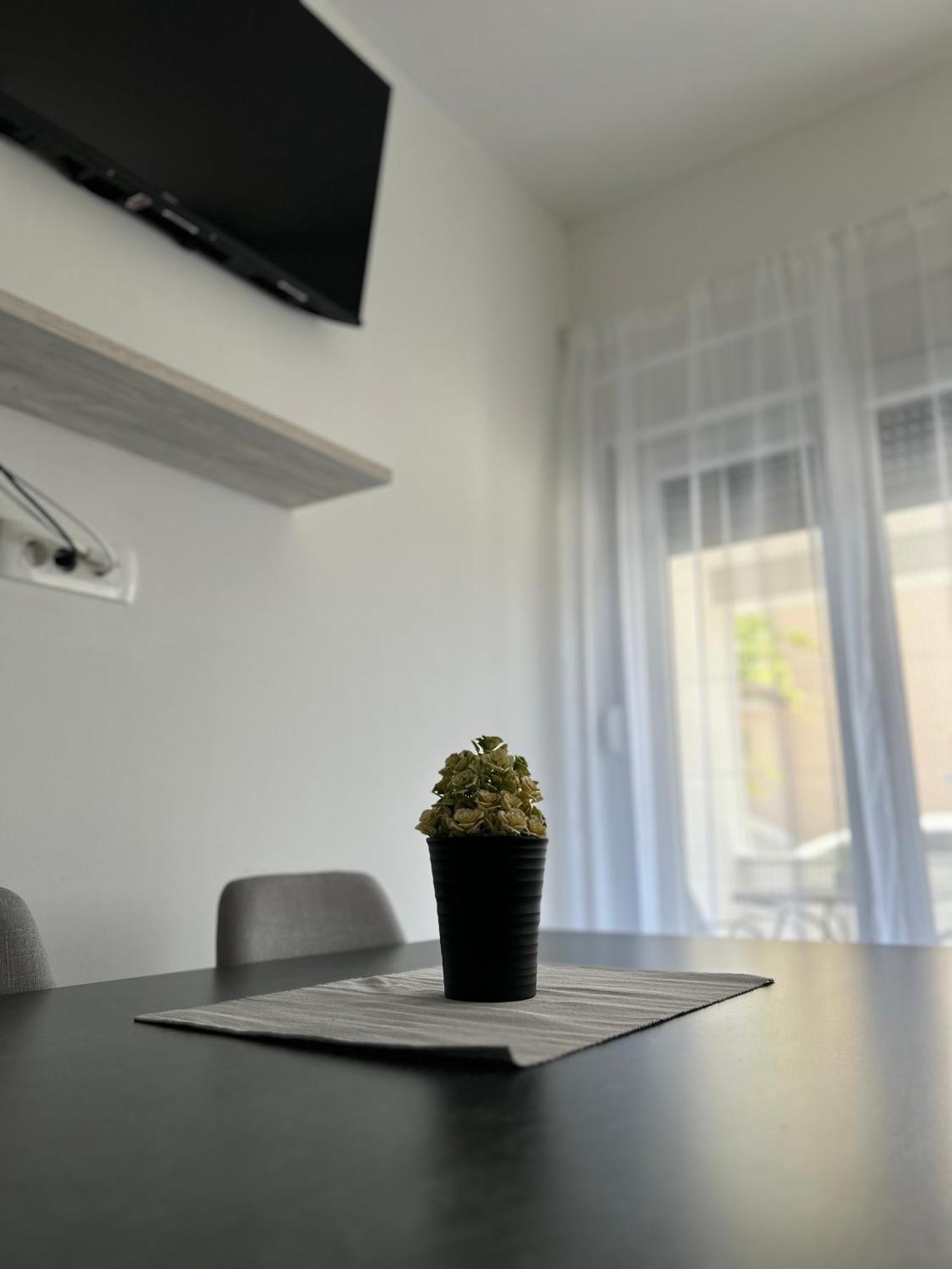 Apartments Dobrenic Vodice Extérieur photo
