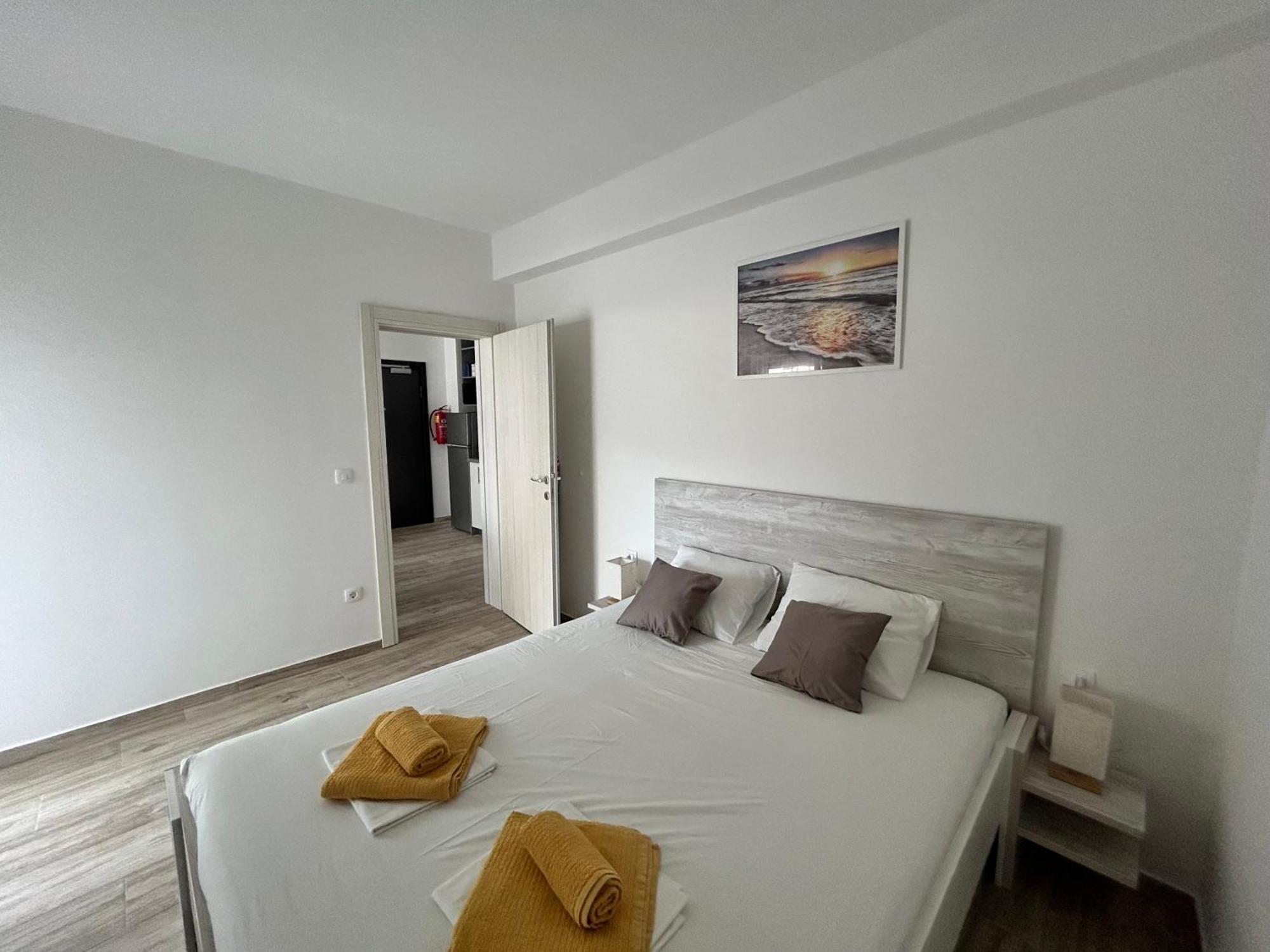 Apartments Dobrenic Vodice Extérieur photo