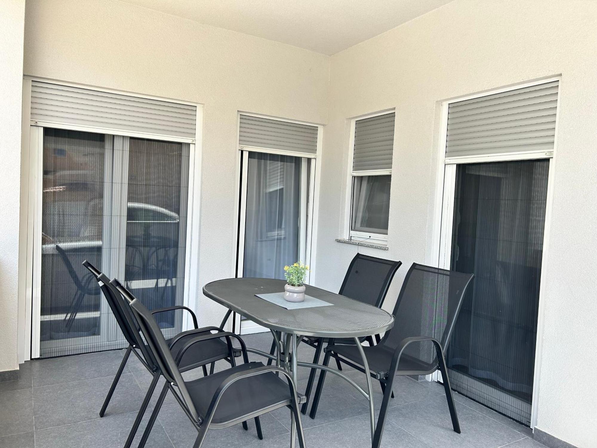 Apartments Dobrenic Vodice Extérieur photo
